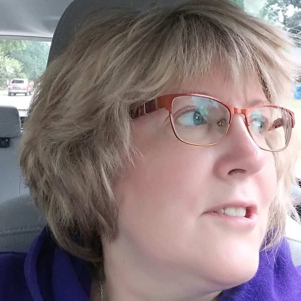 Meet your Posher, Linda